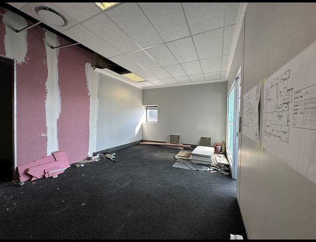 253.90M² OFFICE TO LET IN ECO PARK ESTATE